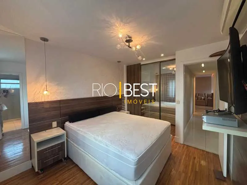 Furnished 3-bedroom apartment with balcony — photo 25