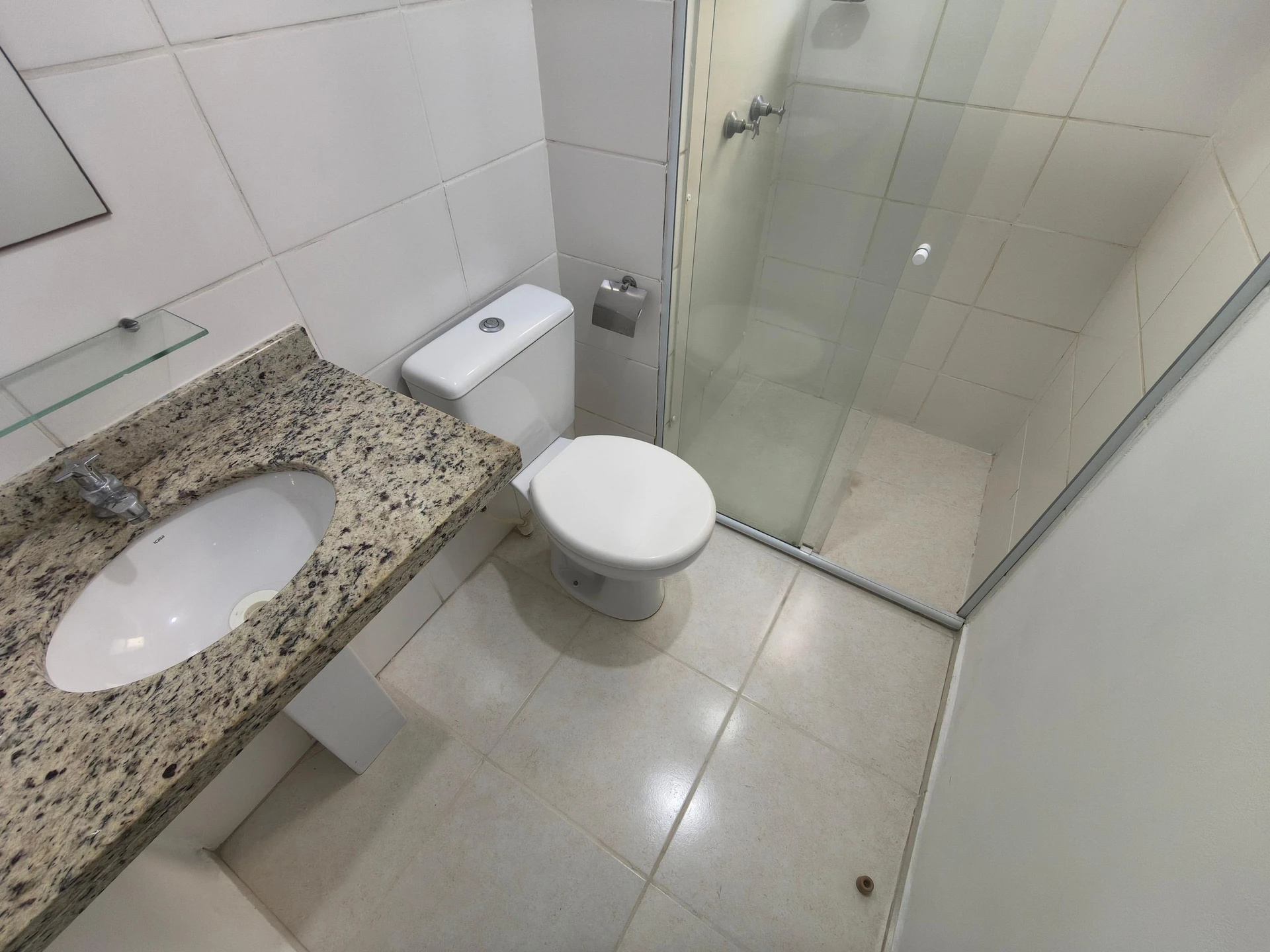Apartamento de 2 quartos em condomínio com piscina — photo 7