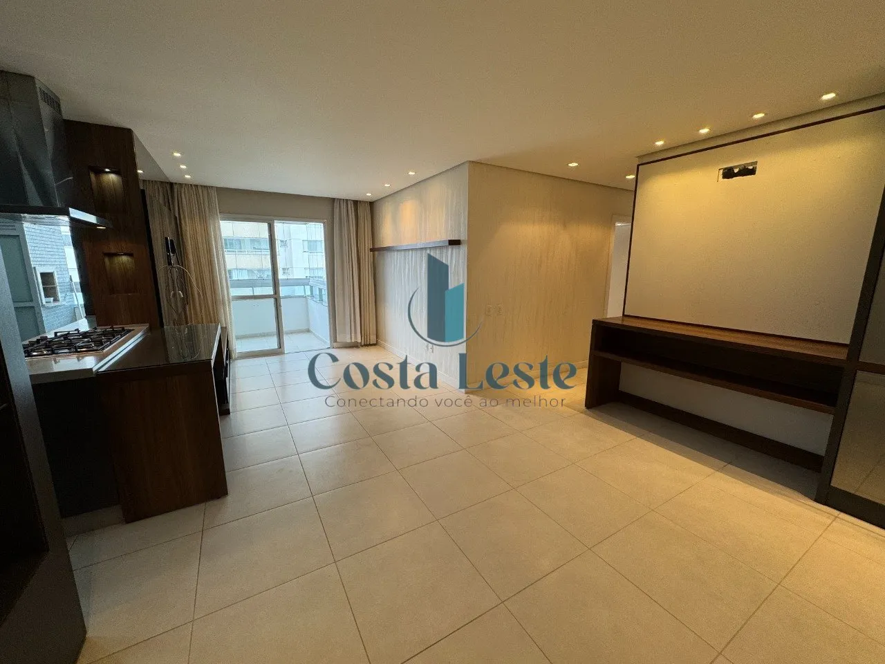 3-bedroom apartment with a home office in Florianópolis — photo 7