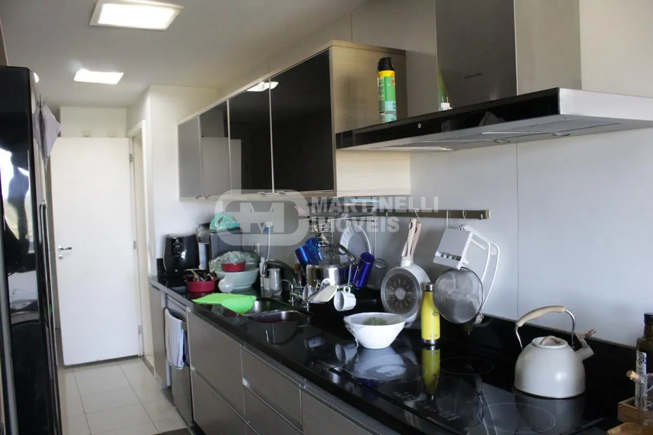 Furnished apartment with 4 bedrooms and a glass balcony — photo 15