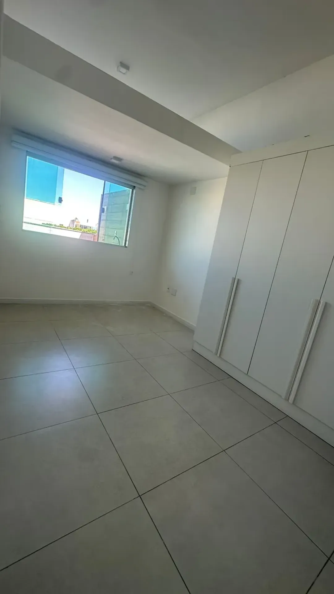 Apartment with 3 bedrooms and 5 bathrooms, 2 parking spots — photo 38