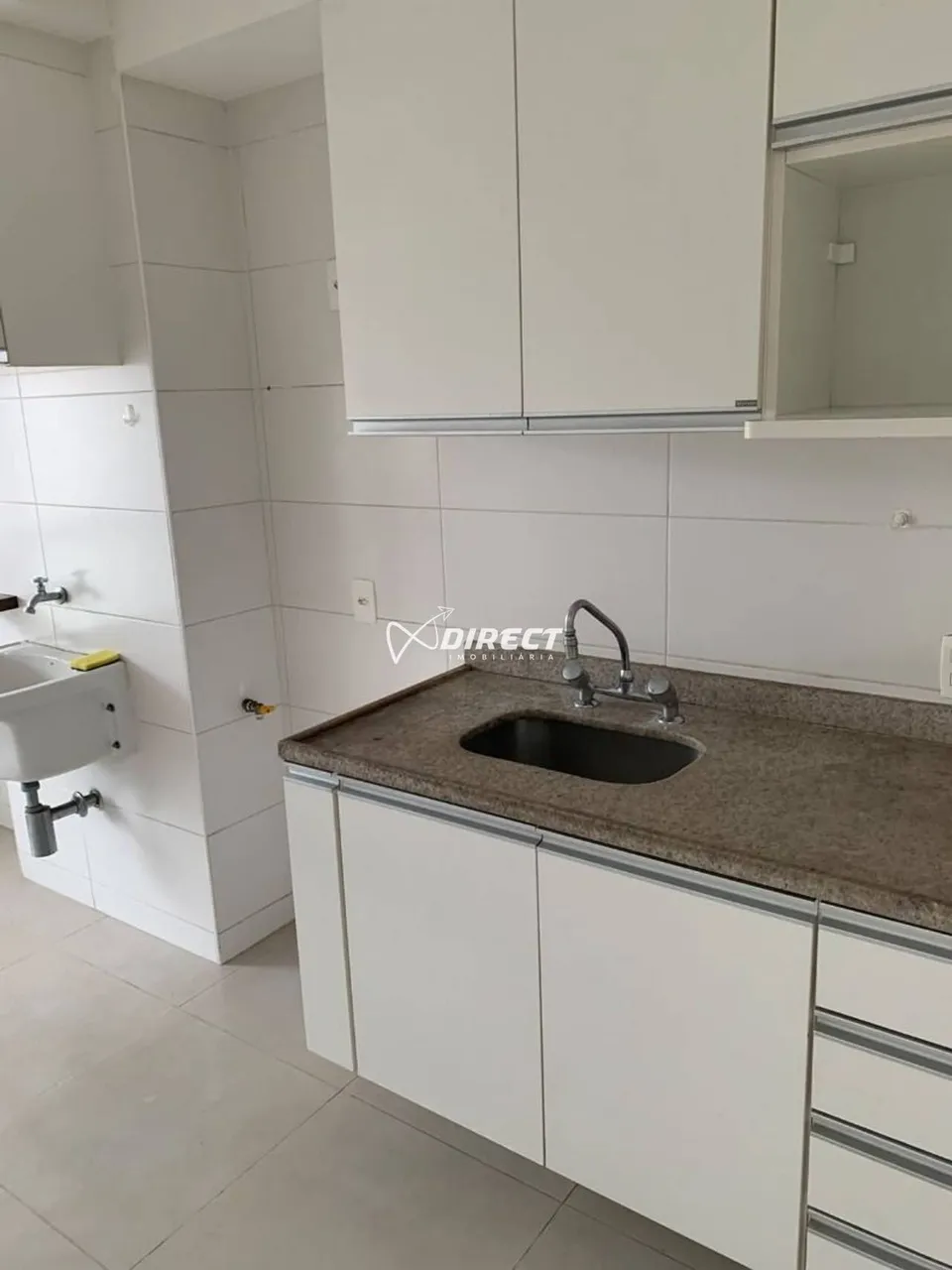Квартира з 2 спальнями та пральною машиною — photo 10