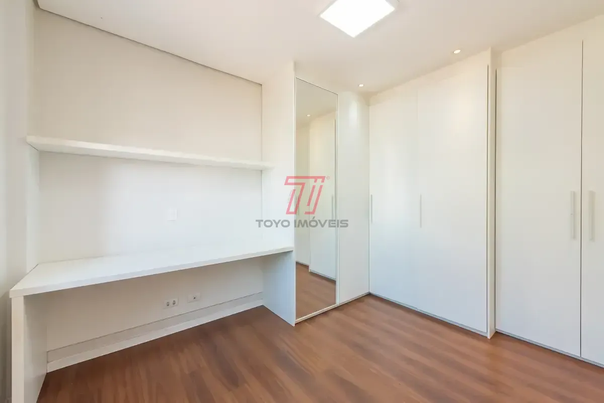 3-bedroom apartment with 197 m², 2 parking spots and balcony — photo 32