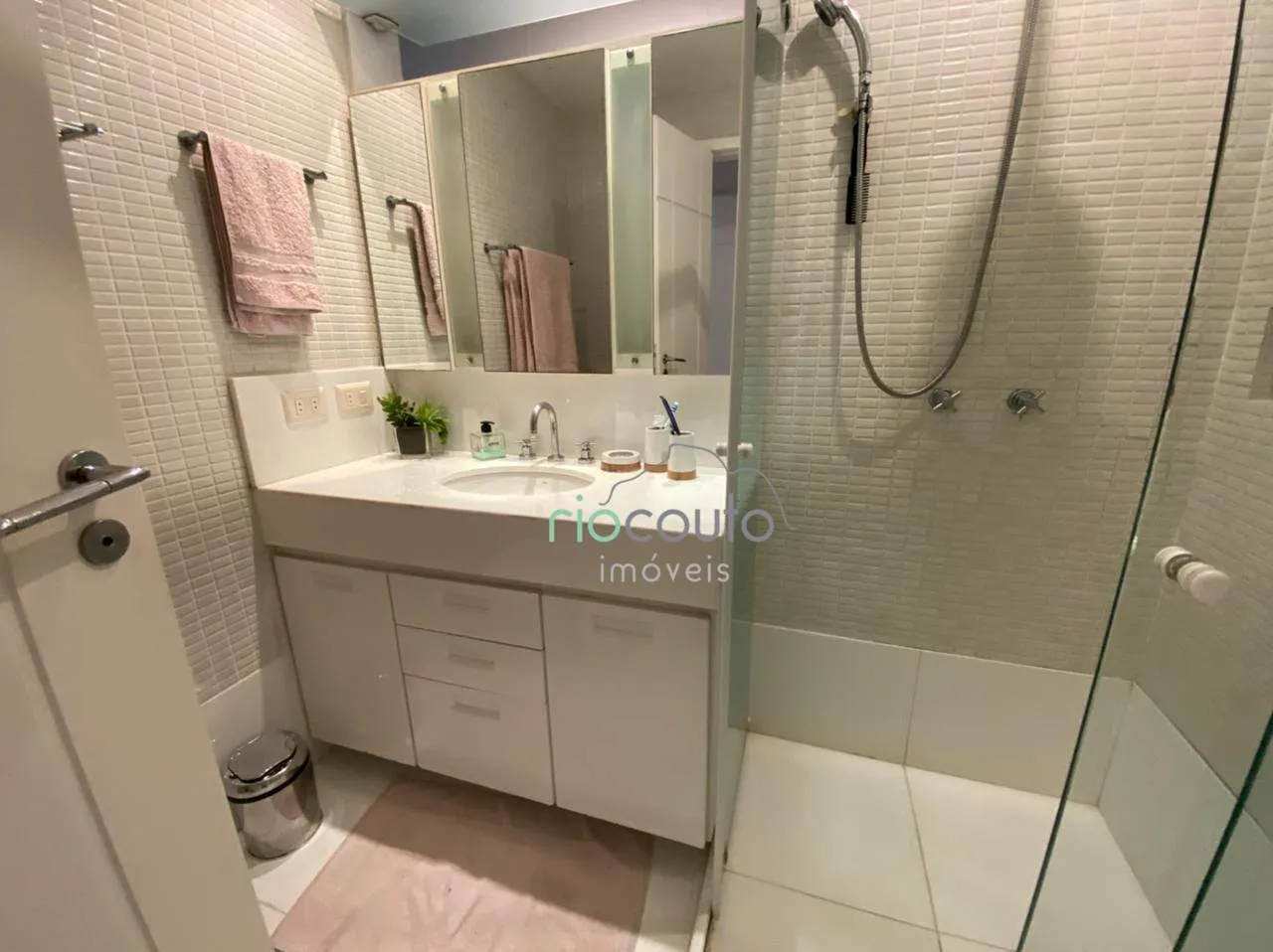 4-bedroom apartment with a dishwasher in Rio de Janeiro — photo 3