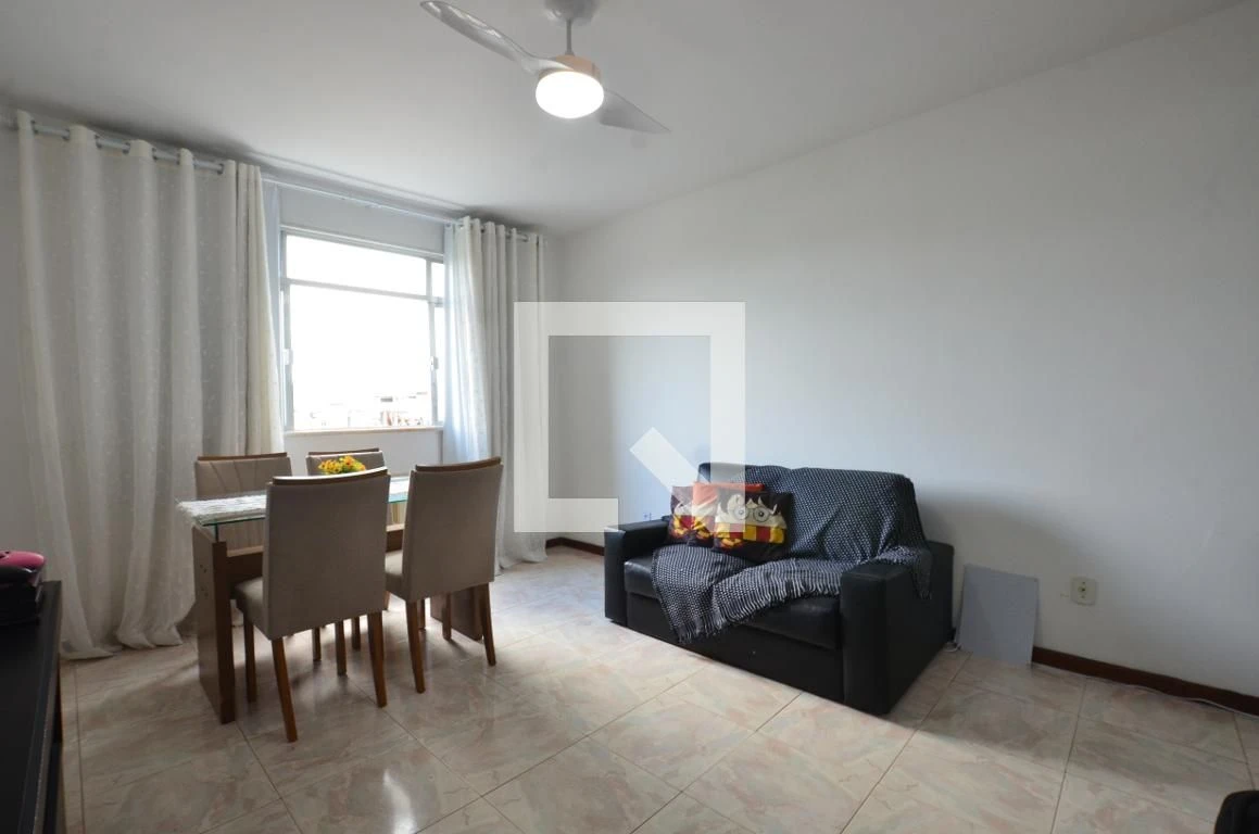 80 m² apartment with a walk-in closet and a home office — photo 11