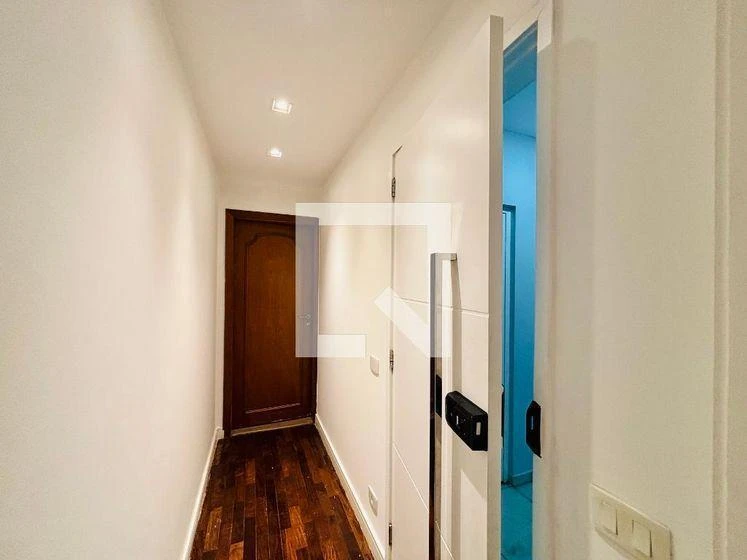 4-bedroom apartment with a walk-in closet in Rio de Janeiro — photo 42