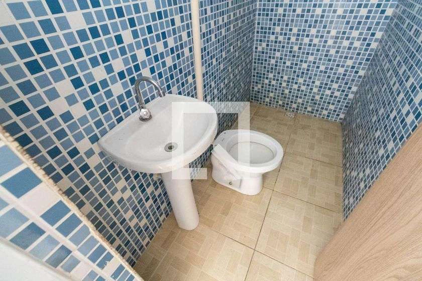 Estudio de 30 m² con 1 dormitorio y cocina con muebles — photo 5