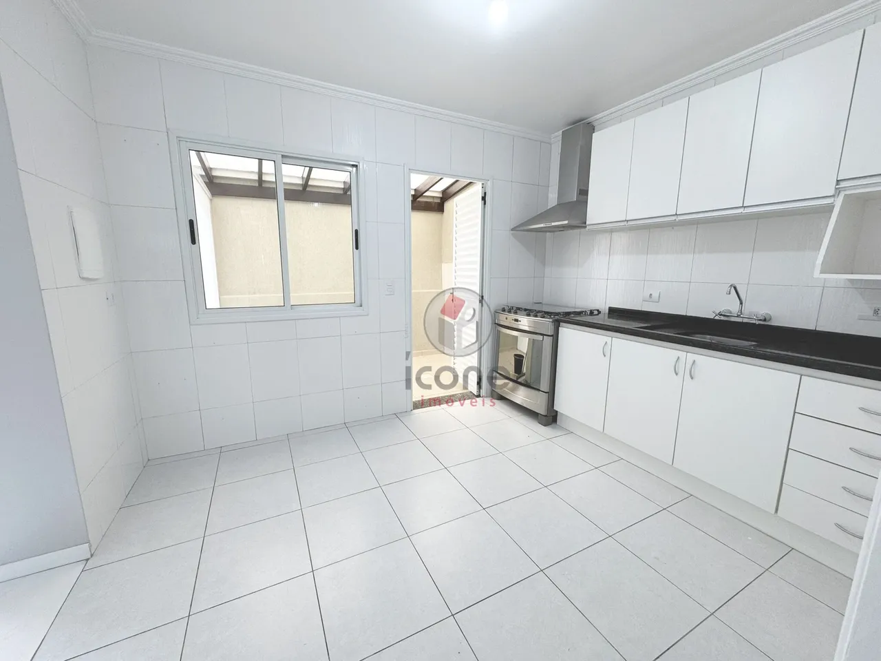 3-bedroom house with an en-suite and private BBQ — photo 12