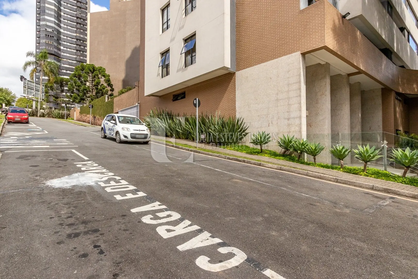 1-bedroom apartment with a private BBQ area — photo 42