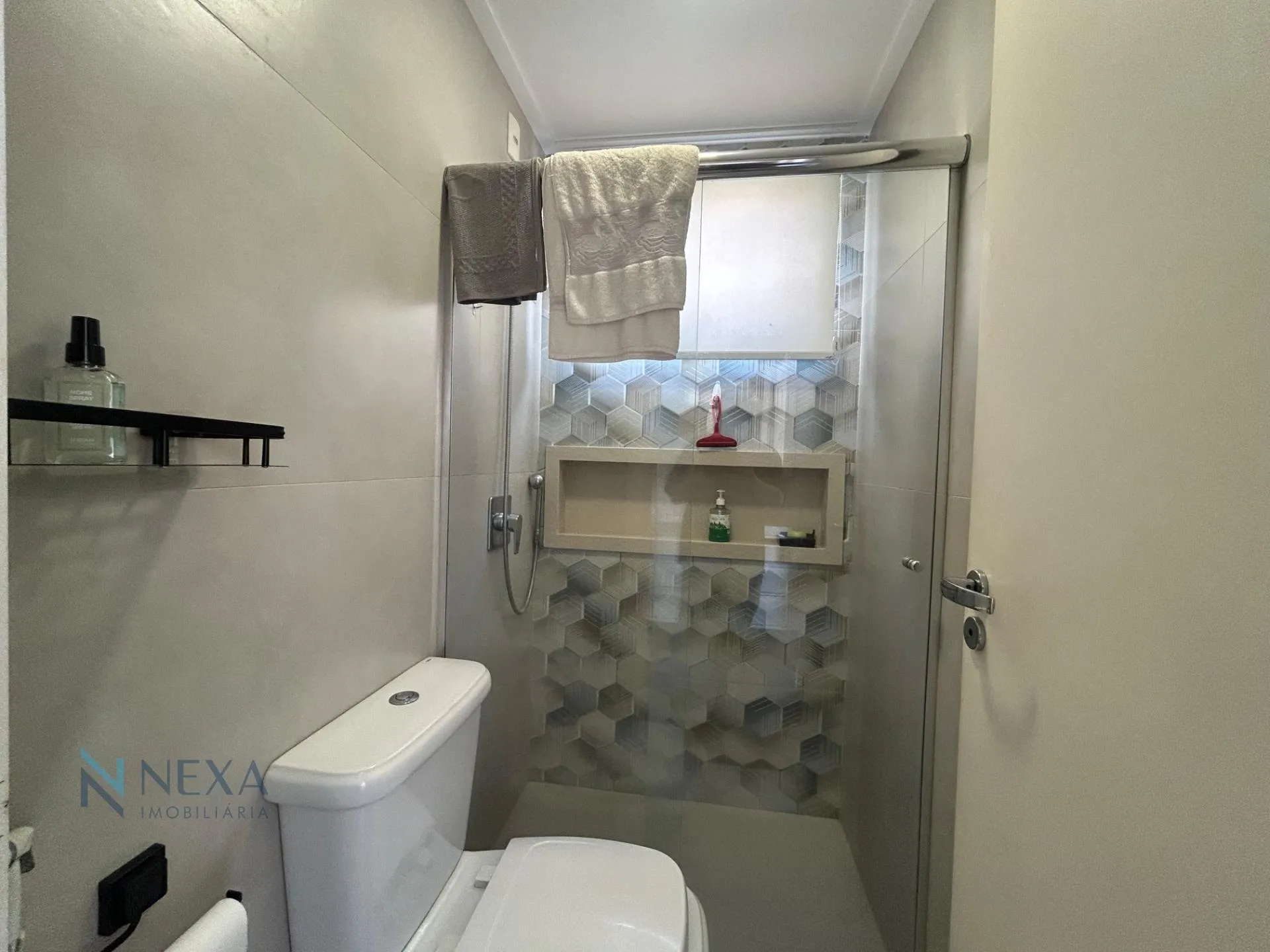 Furnished apartment with 2 en-suites and 152 m² — photo 36