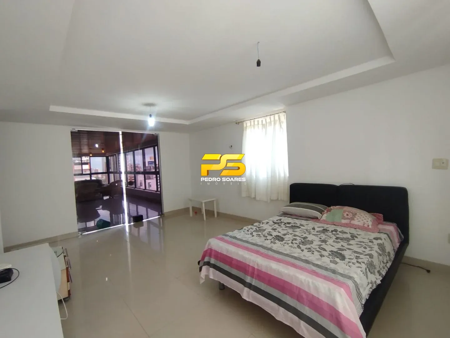 Орендне житло 280 м² з 4 спальнями-сюїтами — photo 8