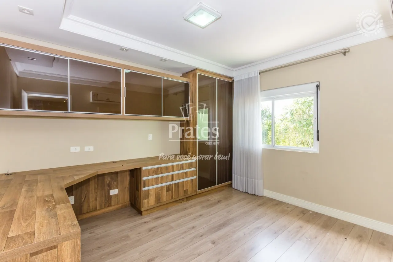 Rental house with 3 bedrooms and a private garden — photo 20