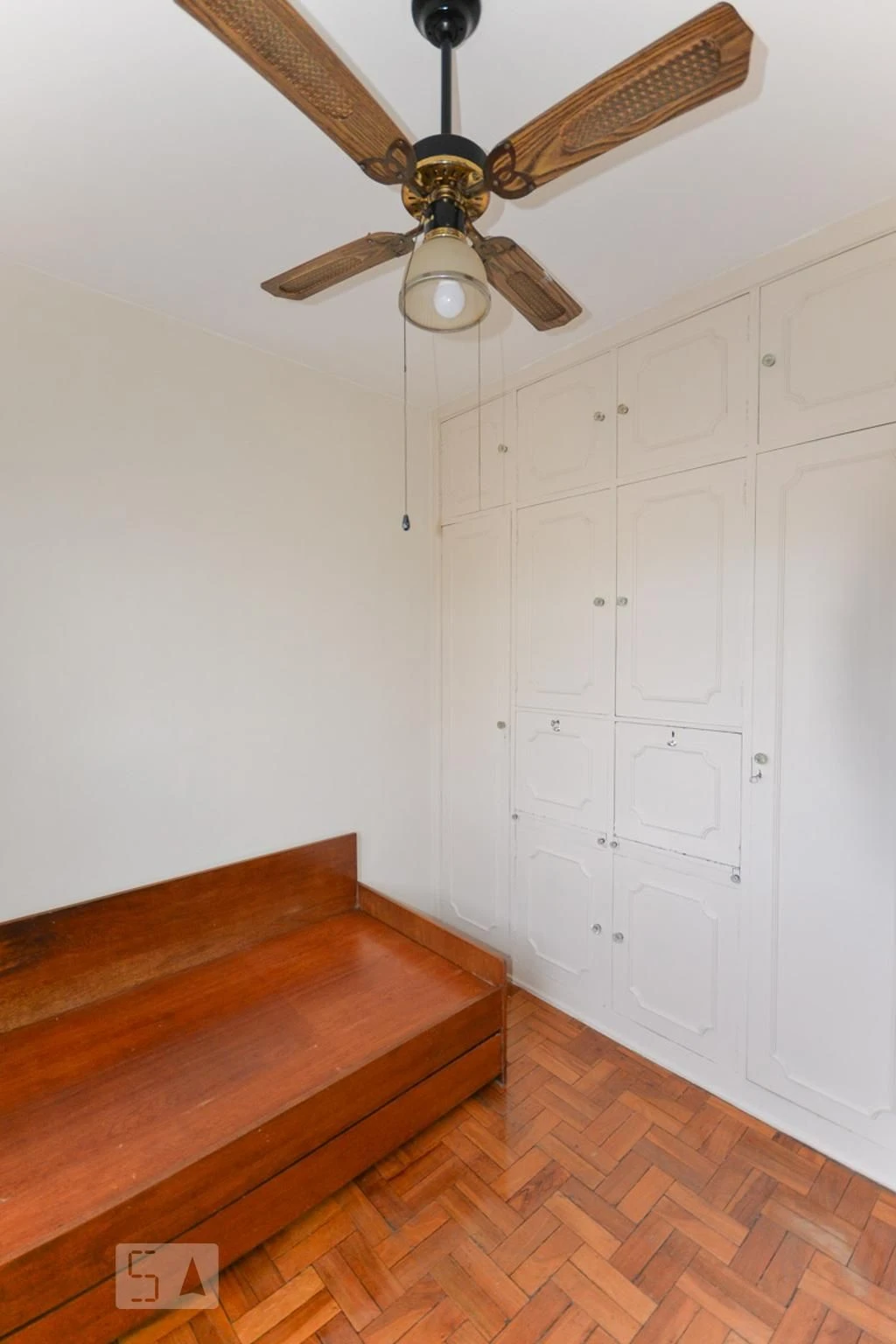 3-bedroom apartment with a mountain view — photo 25
