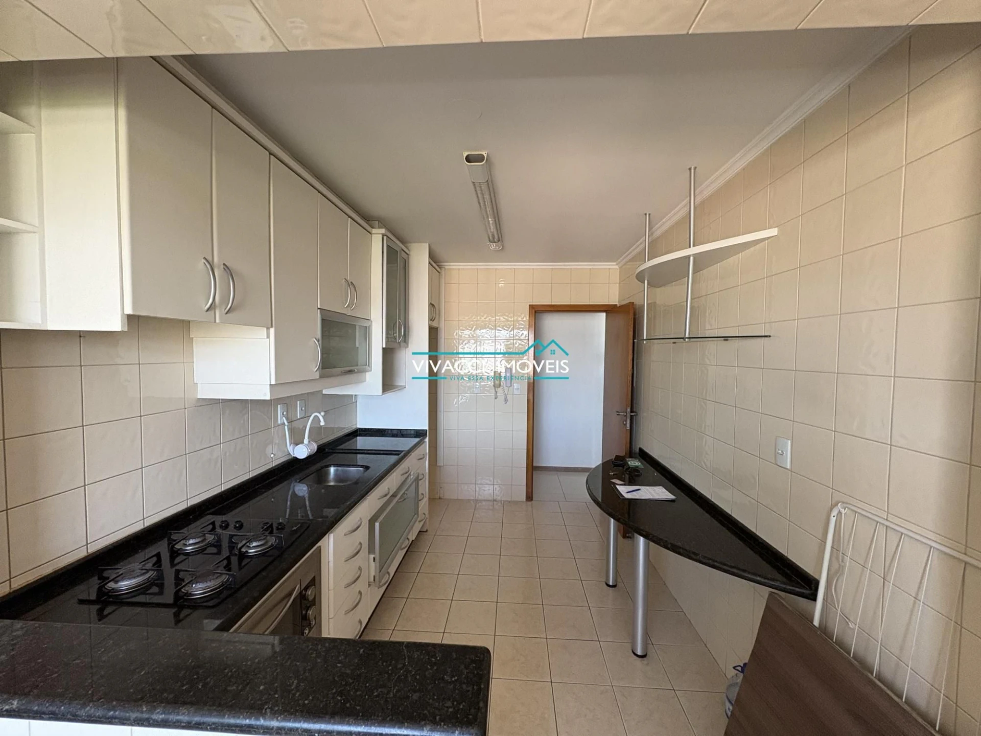Apartment, 105 m², with a glass-enclosed balcony — photo 20