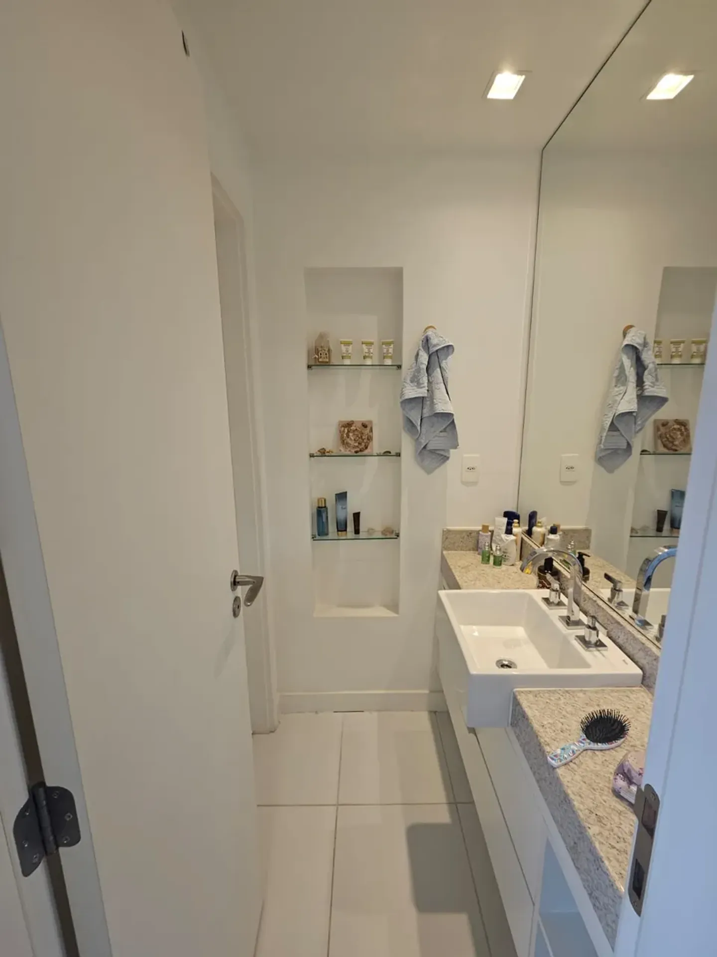3-bedroom apartment in a building with a sauna — photo 13
