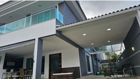 458 m² house with 6 bedrooms and a private BBQ area — photo 5