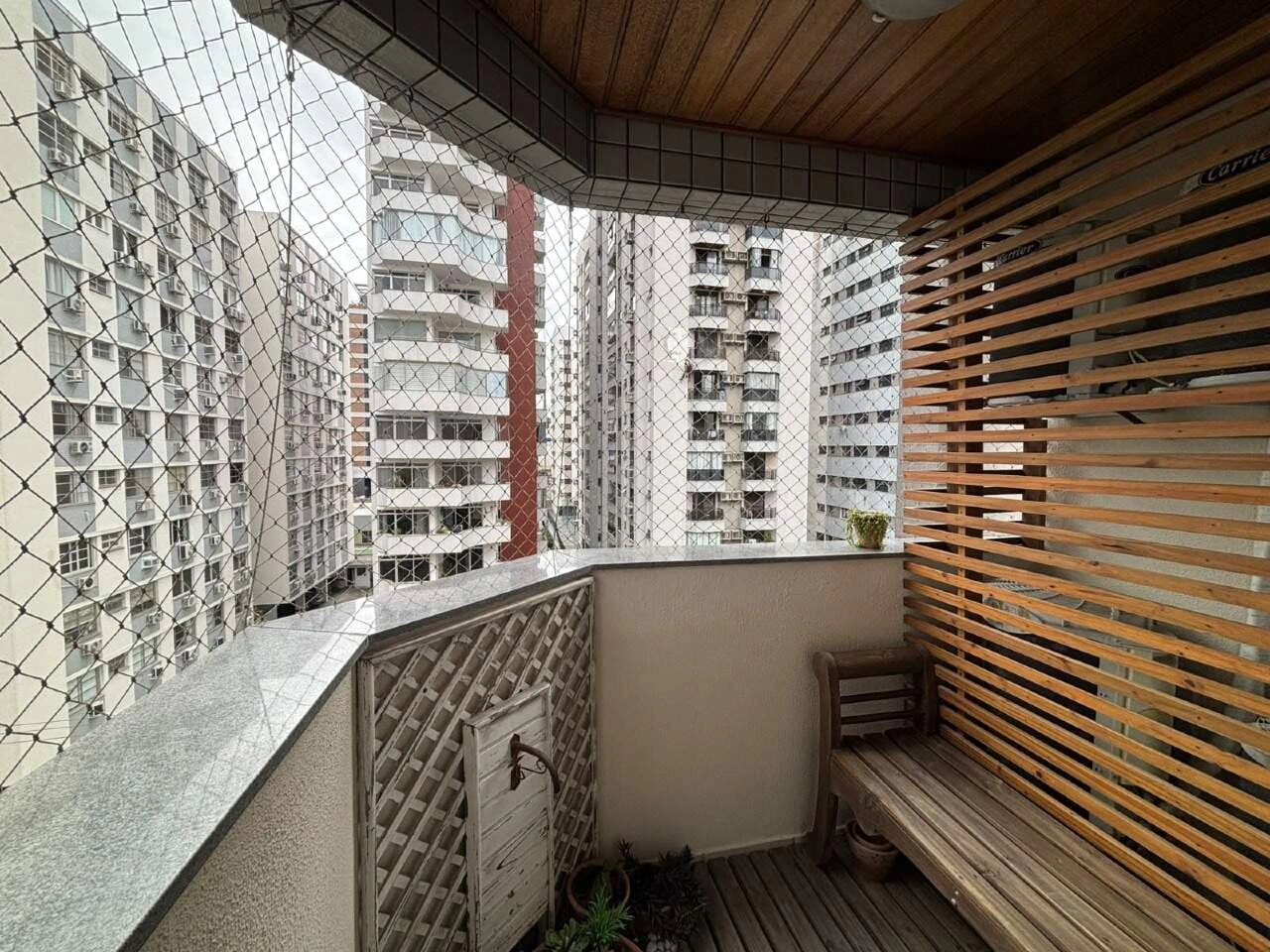 3-bedroom apartment in a building with a gym — photo 15