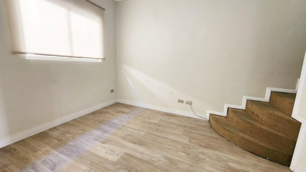 3 quartos e piso de madeira ou laminado: casa de 110 m² — photo 19