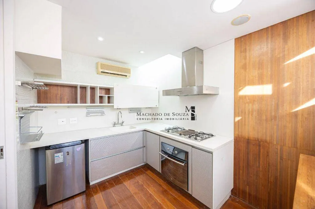 Casa para alugar com 4 dormitórios e 4 banheiros — photo 22