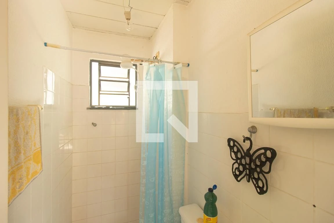 2-bedroom apartment with 1 bathroom and parking — photo 11