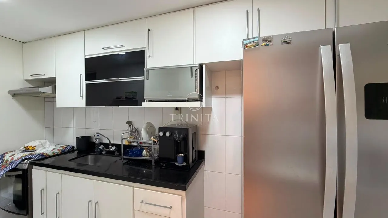 Furnished 2-bedroom apartment with closed balcony — photo 18