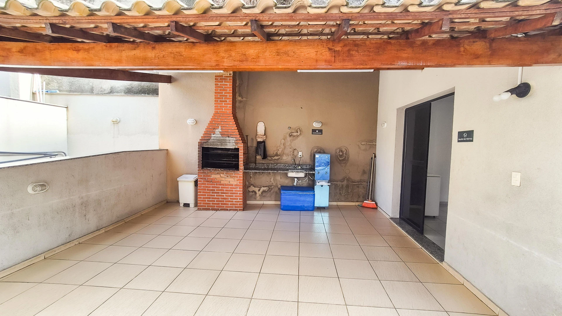 2-bedroom apartment with 1 bathroom and 1 parking spot — photo 9