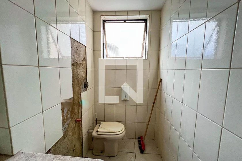 Apartment with 8 bedrooms, 3 bathrooms and 350 m² — photo 43