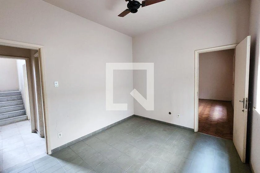 Casa de 630 m² com 5 quartos e 3 banheiros — photo 22