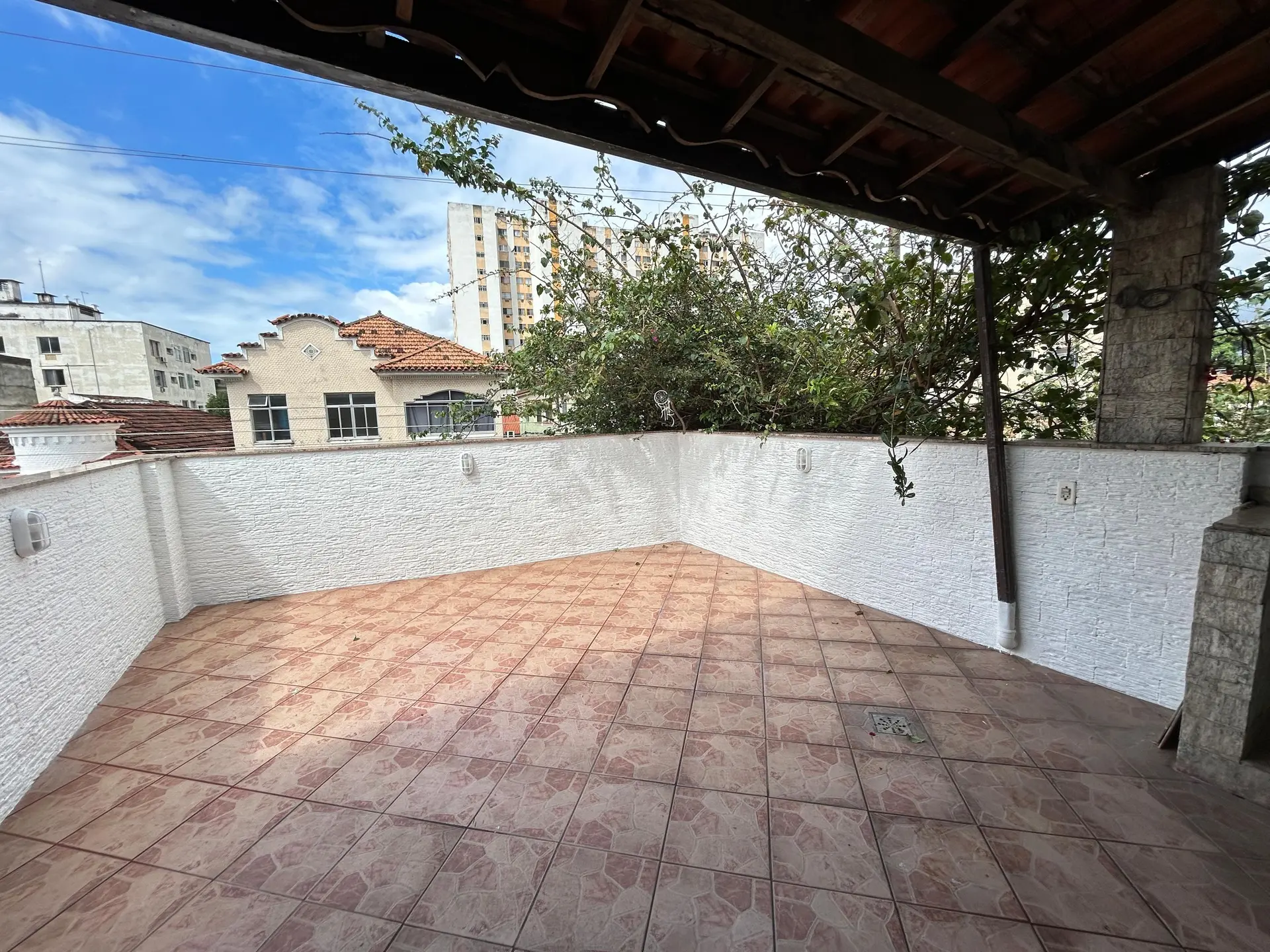 2-bedroom house with a washing machine in Rio de Janeiro — photo 9