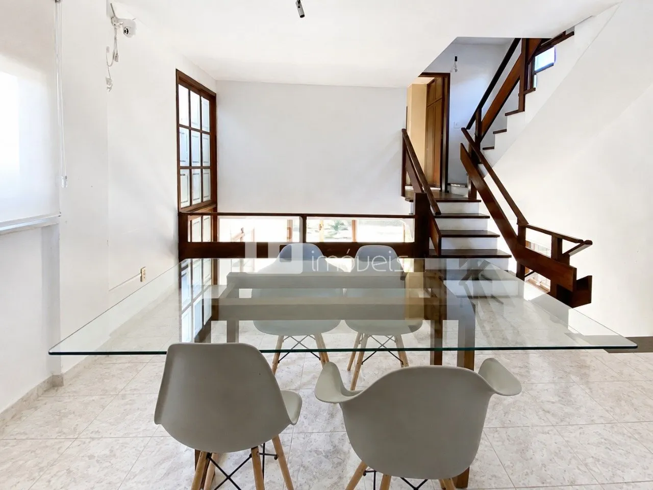 Furnished 4-bedroom house with 4 parking spaces — photo 25