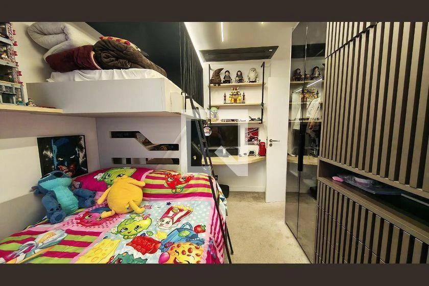 Панорамные окна и 3 спальни: квартира 123 м² — photo 18