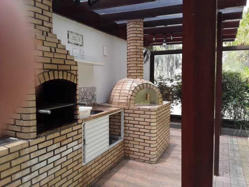 3-bedroom apartment with a separate closed kitchen — photo 17