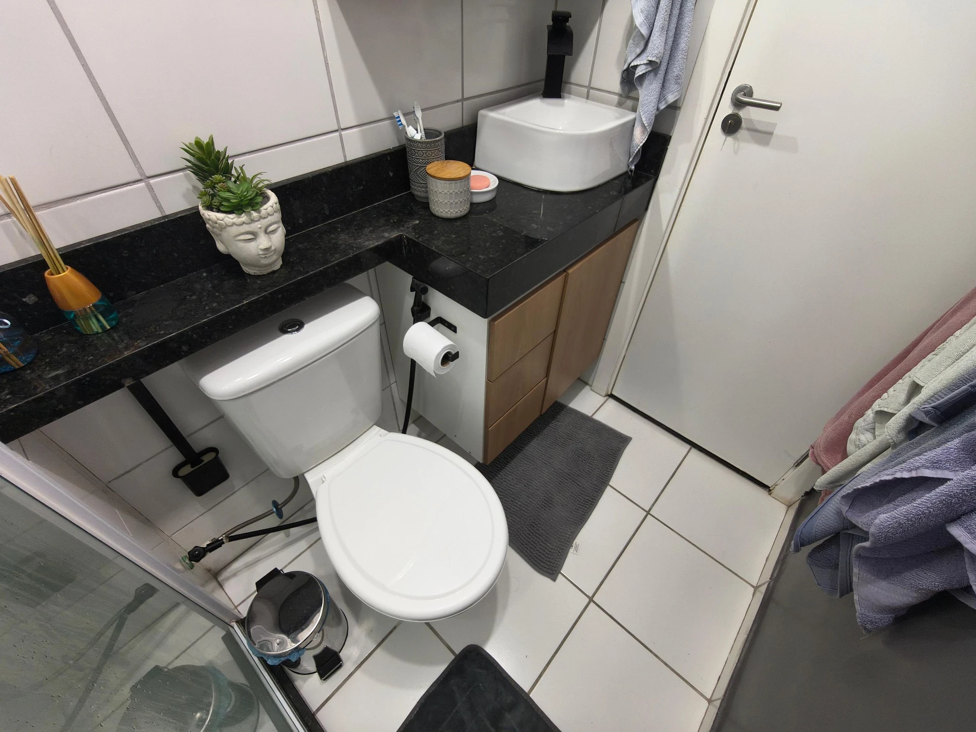 Орендна квартира з 2 спальнями та балконом — photo 18