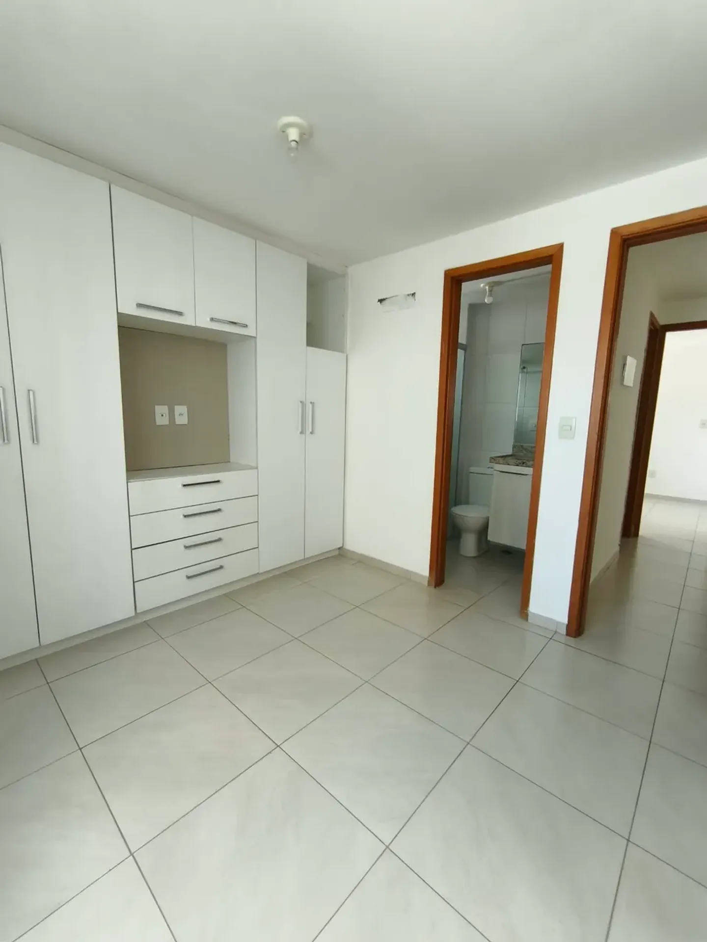 3-bedroom apartment in a building with a sauna — photo 8