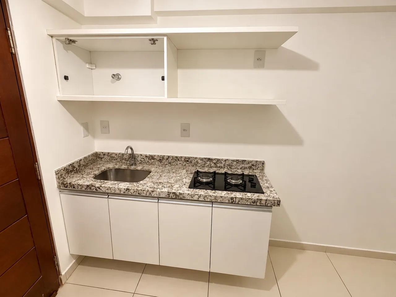 2-bedroom apartment with balcony and 46 m² — photo 2
