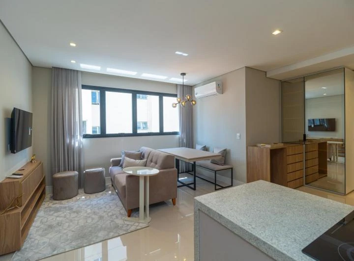 Furnished 1-bedroom apartment with an open-plan kitchen — photo 7