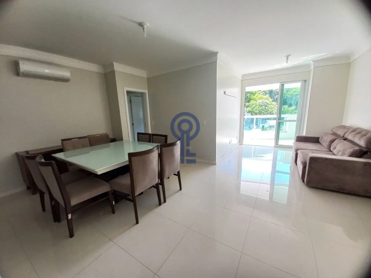 Apartamento com vista para as montanhas, Itacorubi