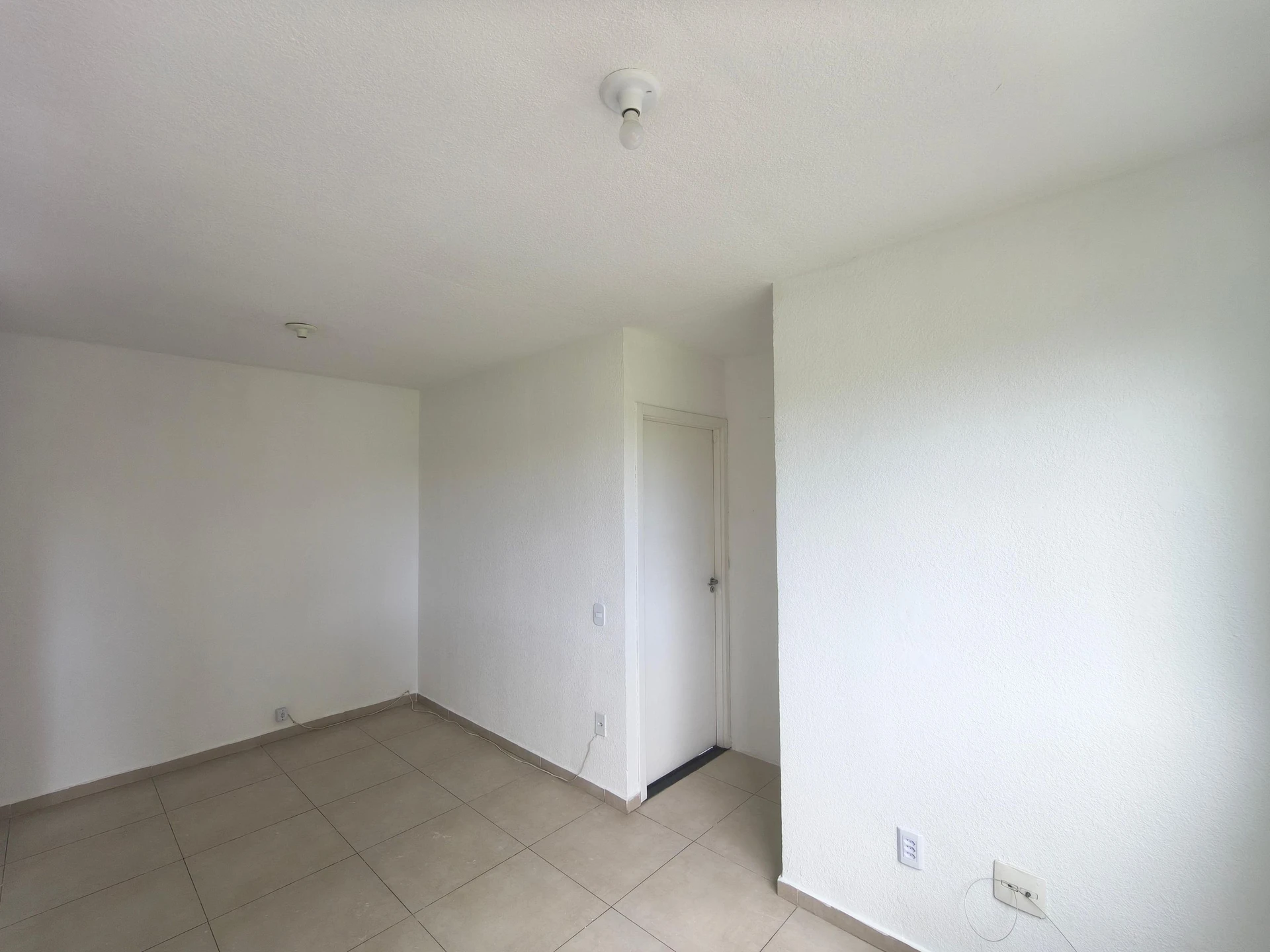 2-bedroom apartment with 1 parking space and 1 bath — photo 24
