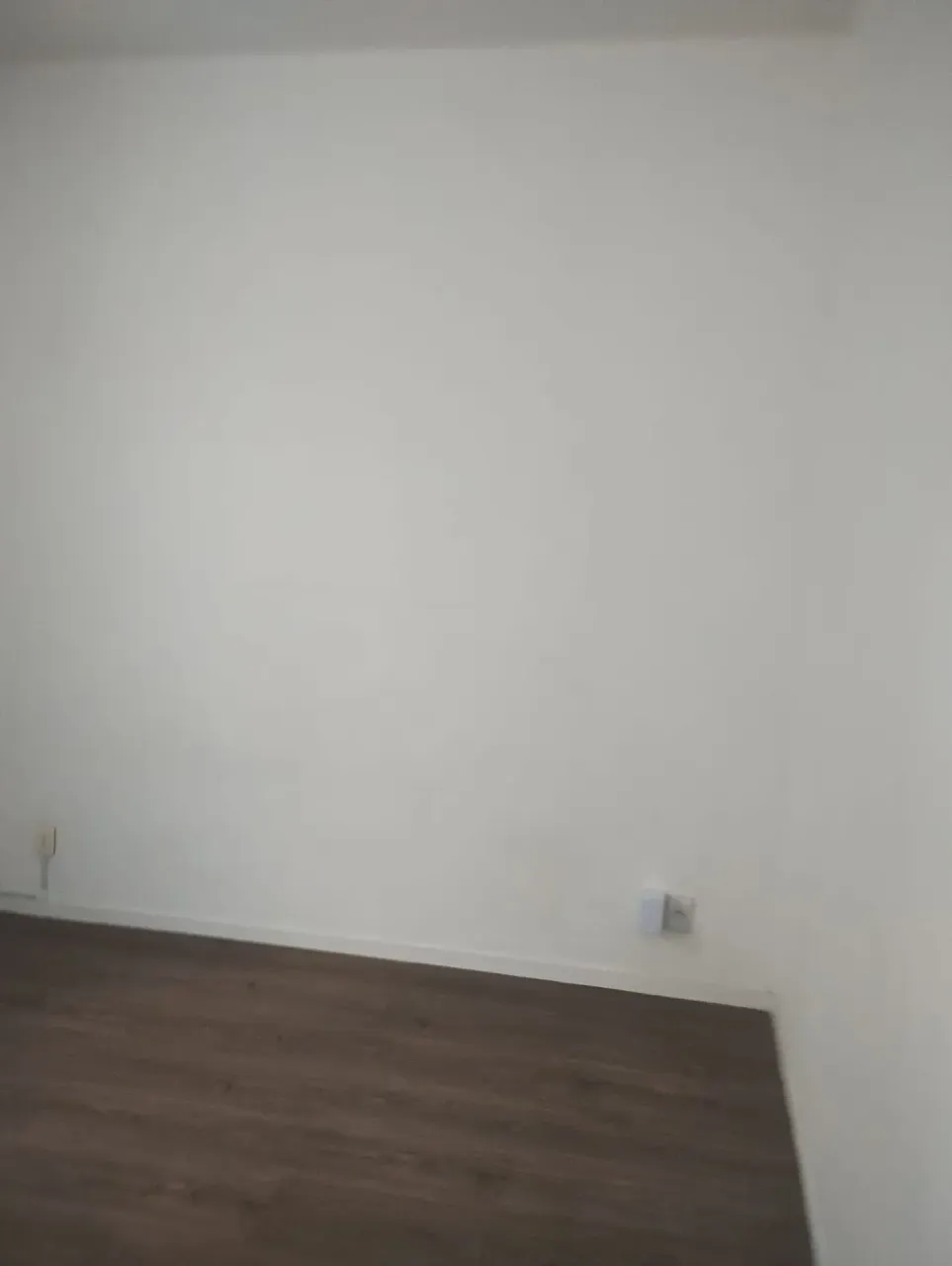 Unfurnished apartment with 2 bedrooms and a separate kitchen — photo 19