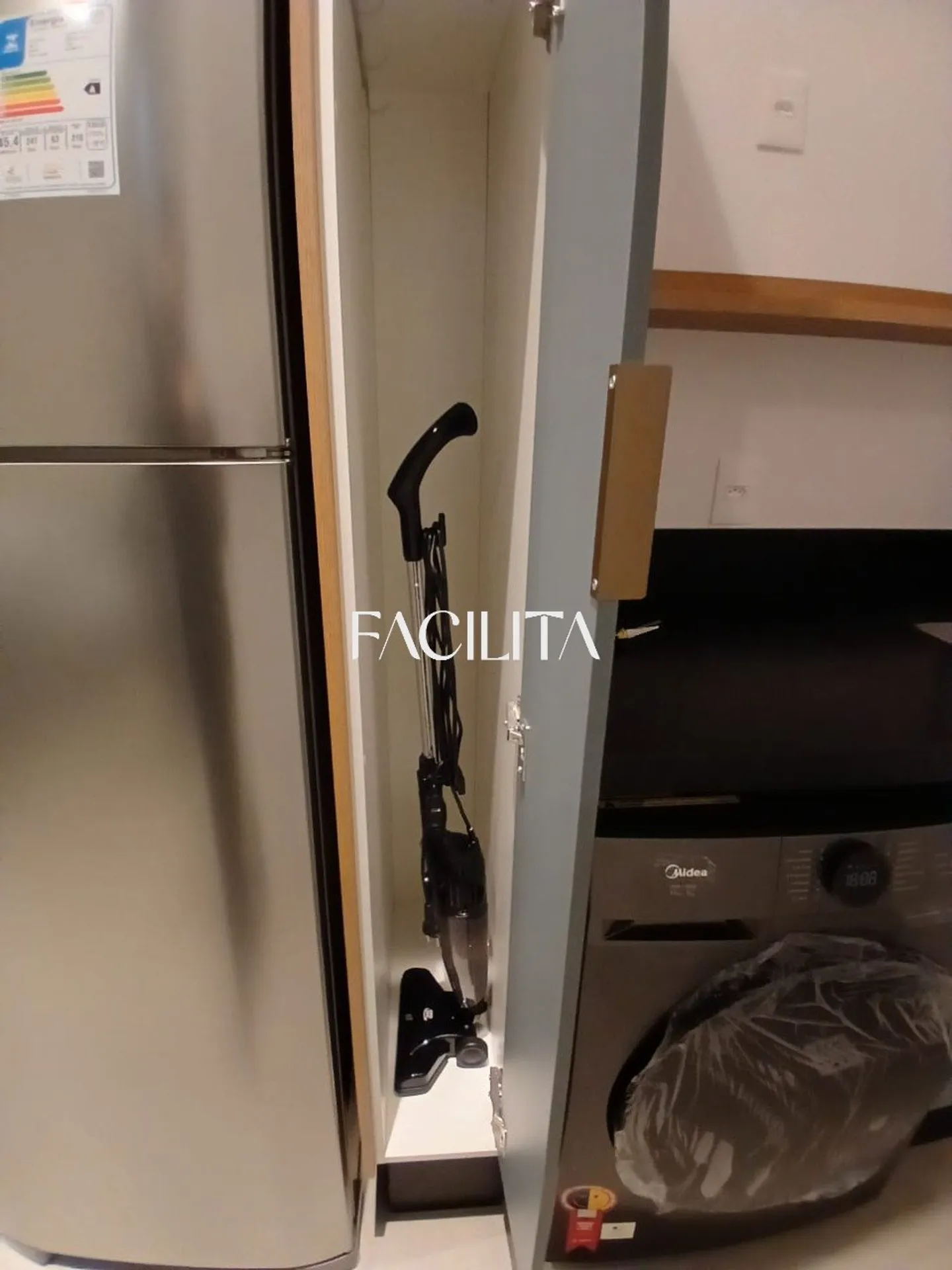 Furnished 37 m² studio on the 4th floor with 1 parking — photo 19