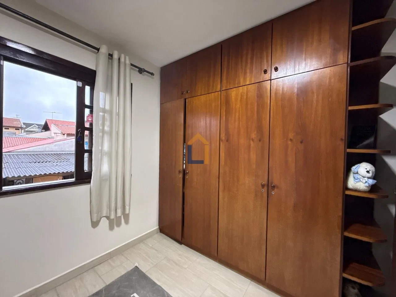 3-bedroom house with a home office — photo 24