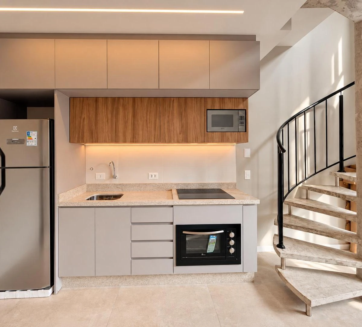 Furnished apartment, 38 m², with a washing machine — photo 2