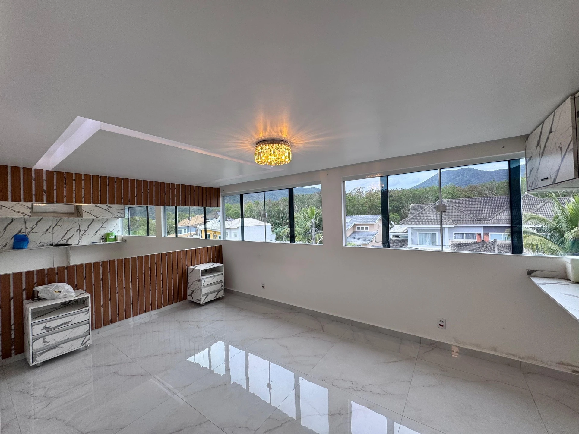 Furnished house with 5 bedrooms and 5 bathrooms — photo 24