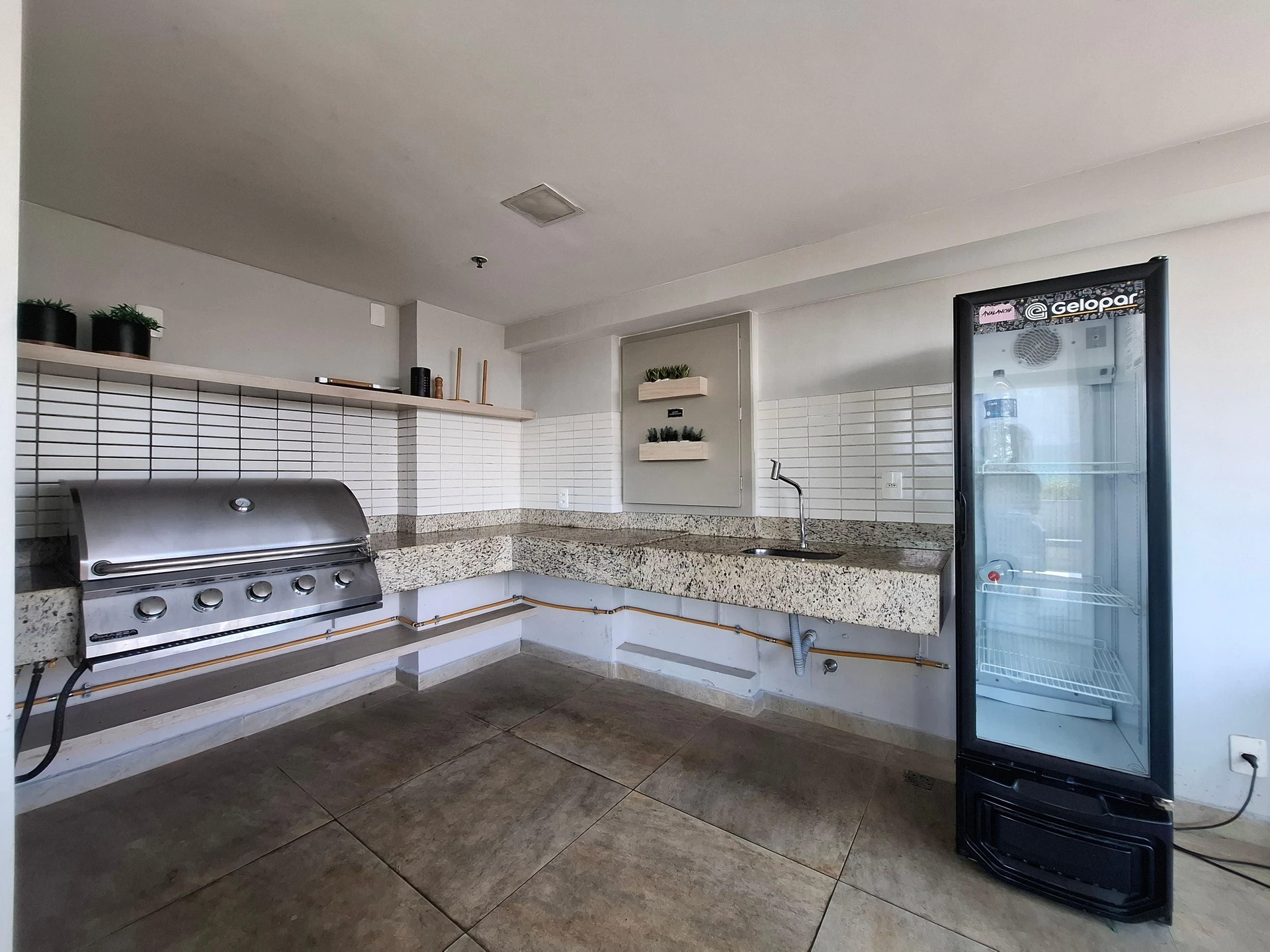 1-bedroom apartment with en-suite and no parking — photo 23