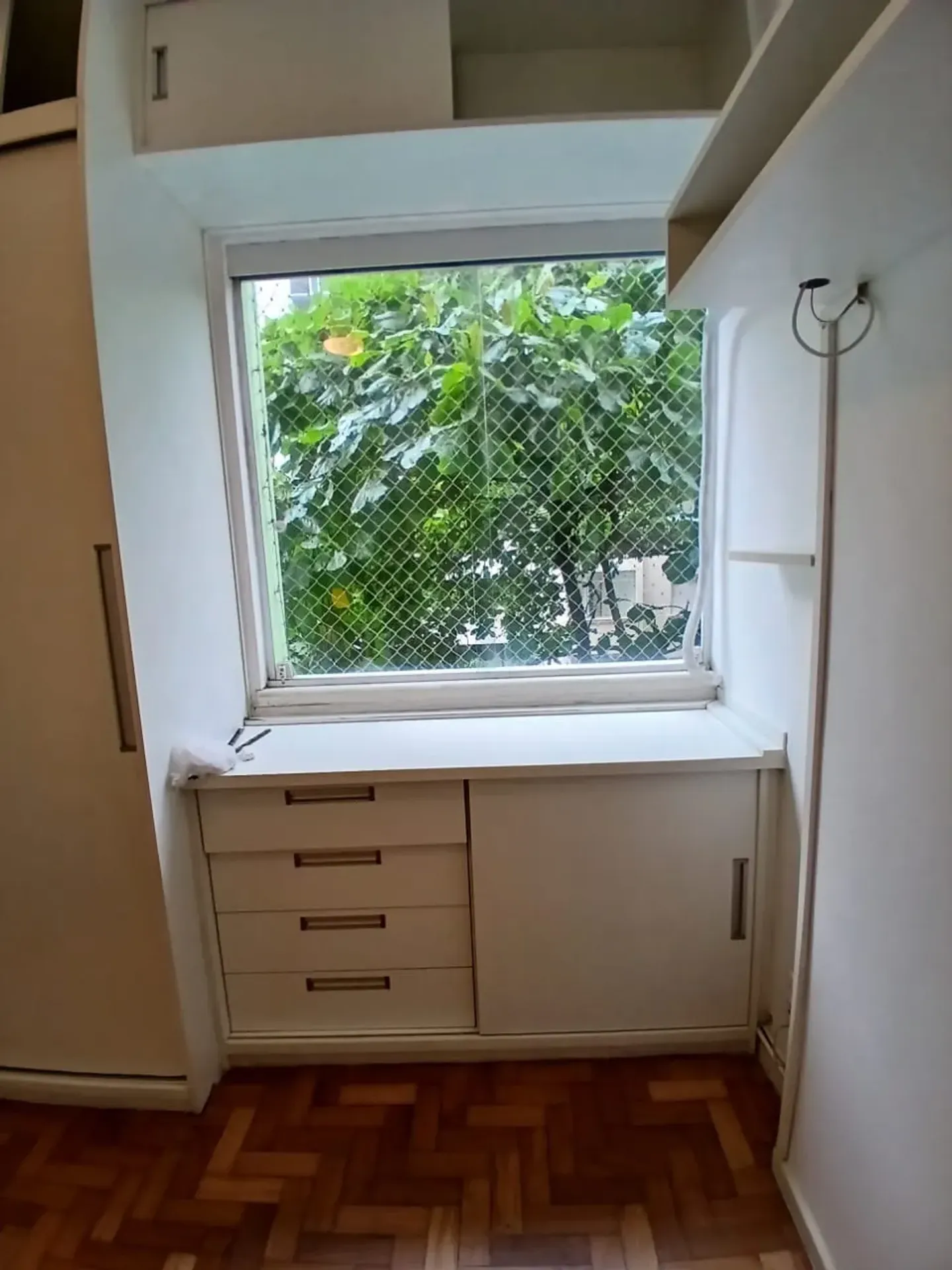 Apartment on the 4th floor with a walk-in closet — photo 15