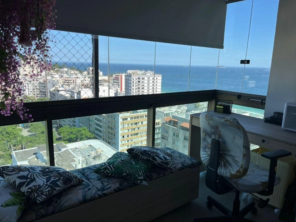 Furnished 66 m² apartment with 2 en-suite bedrooms — photo 5