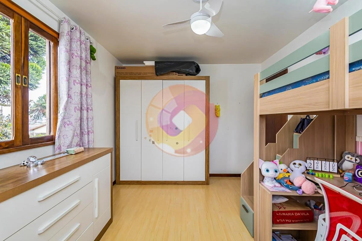 3-bedroom house with a washing machine in Curitiba — photo 37
