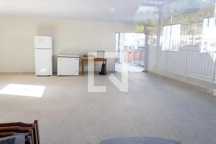 2-bedroom apartment with a closed kitchen and gas stove — photo 33