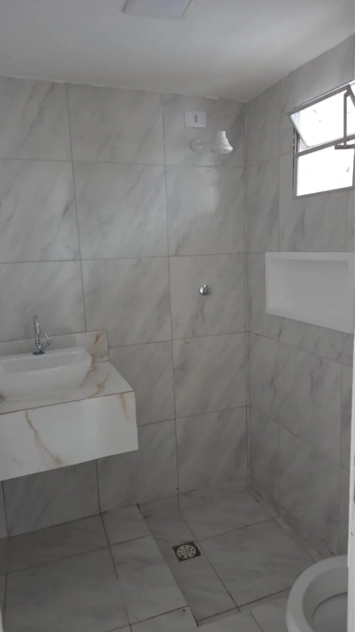 Будинок на 3 спальні та 2 ванні з душем у склі — photo 4