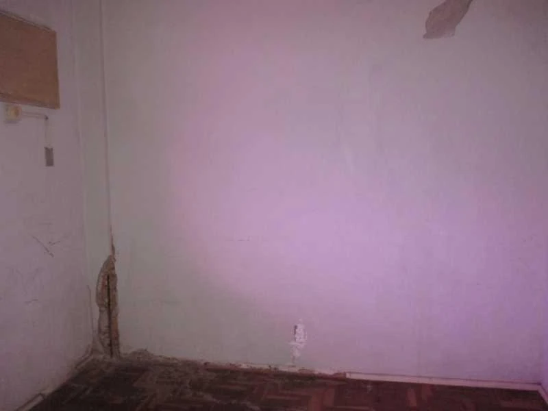 Apartment with 2 bedrooms and a closed-off kitchen — photo 8
